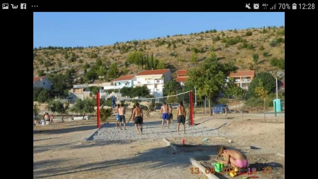 Apartmani Ana - Meka Draga أوبروفاتش المظهر الخارجي الصورة