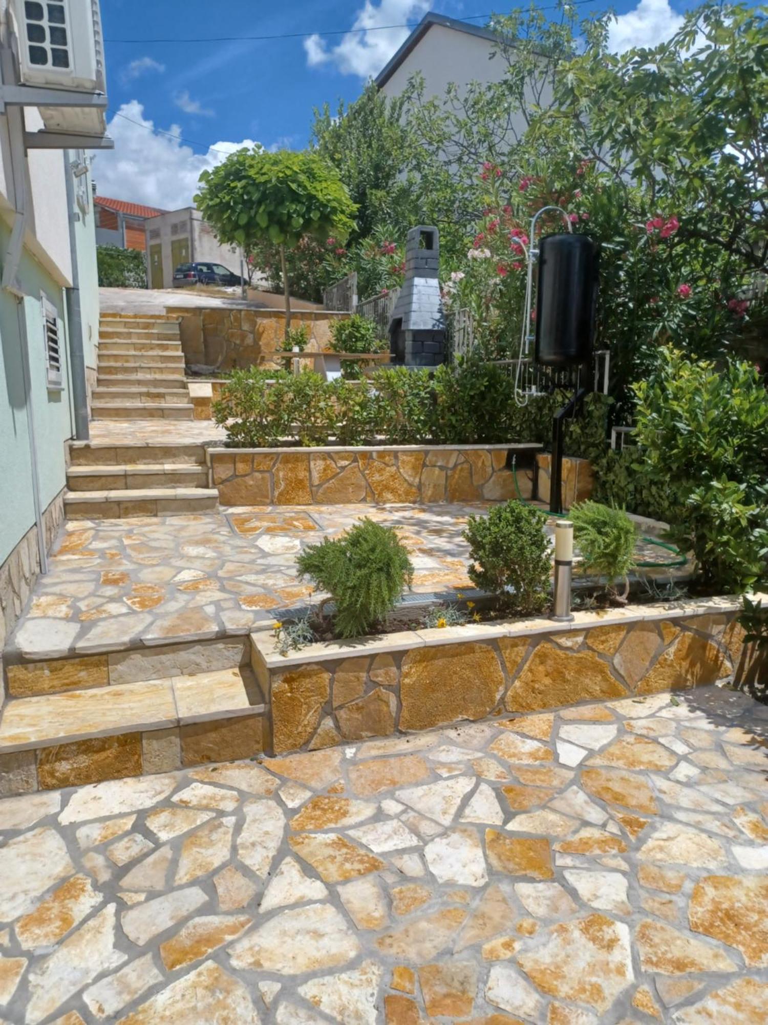 Apartmani Ana - Meka Draga أوبروفاتش المظهر الخارجي الصورة